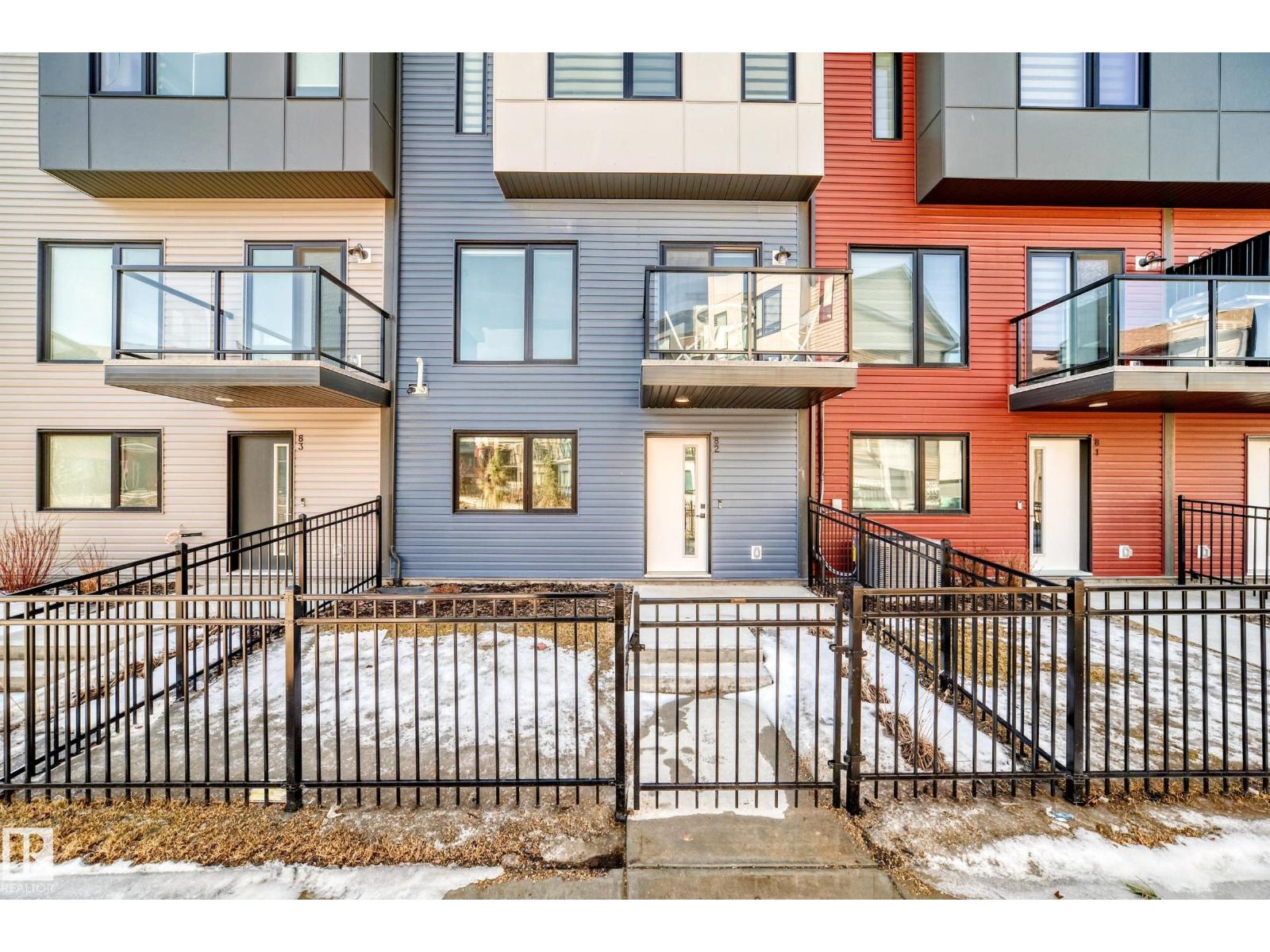 #82 11910 35 AV SW - 48