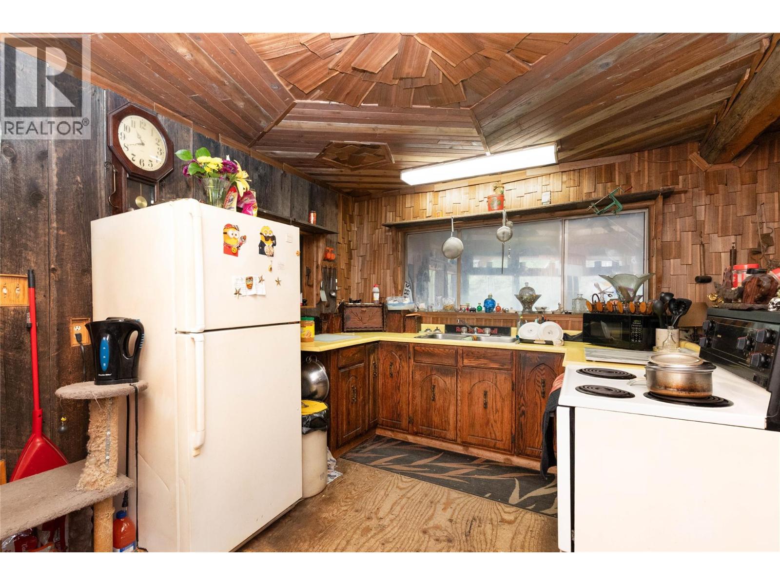 2410 TRINITY VALLEY ROAD - 12