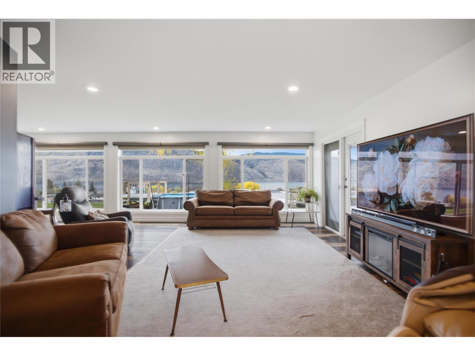 6998 VISTA DRIVE - 26