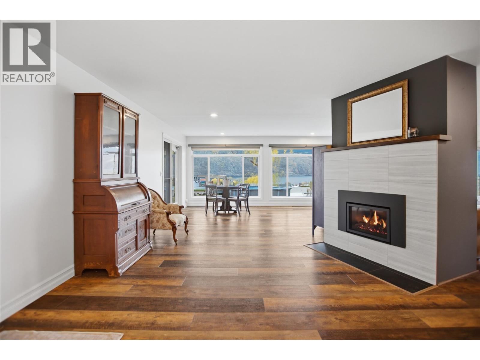 6998 VISTA DRIVE - 28