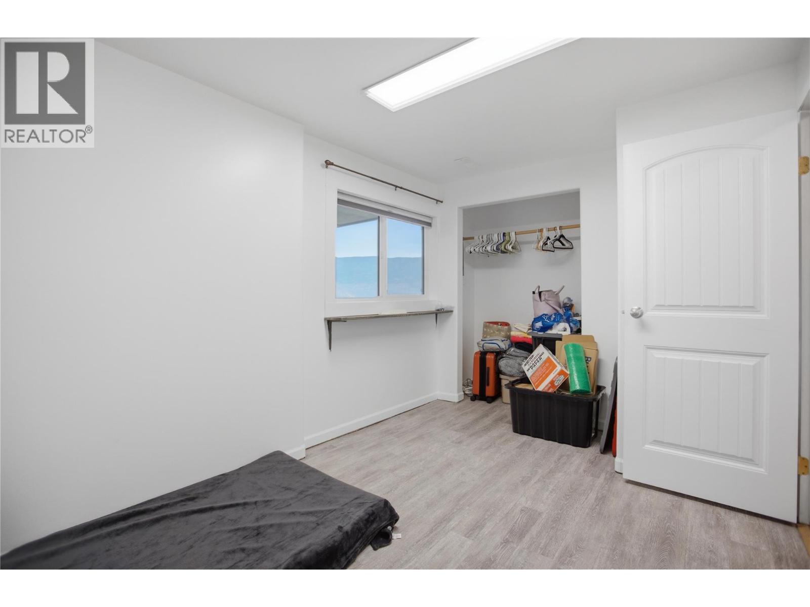 6998 VISTA DRIVE - 37