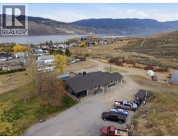 Living room - 6998 Vista Drive, Kamloops, BC V0K2J0 Photo 11