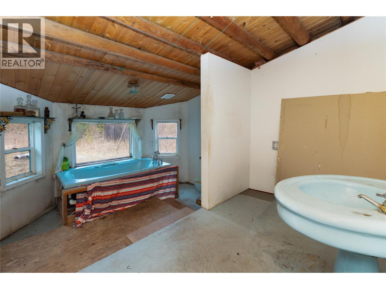 2410 Trinity Valley Road - 26