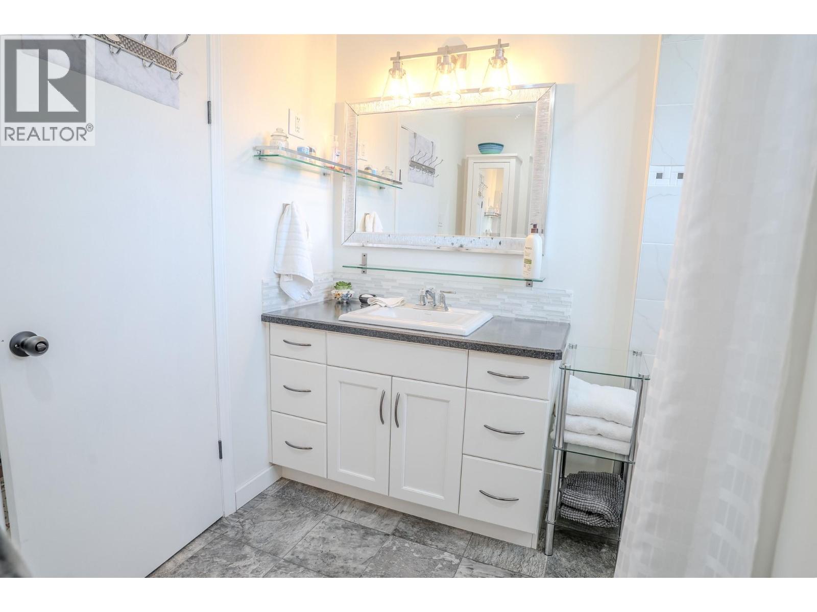 331 BIRCH Street - 14