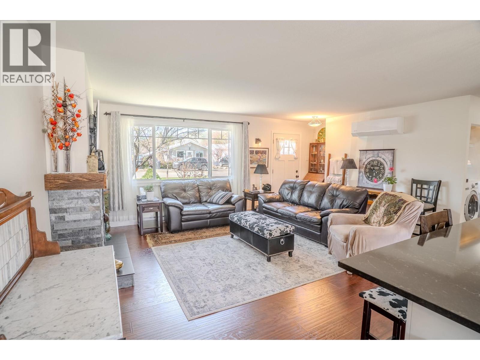331 BIRCH Street - 11