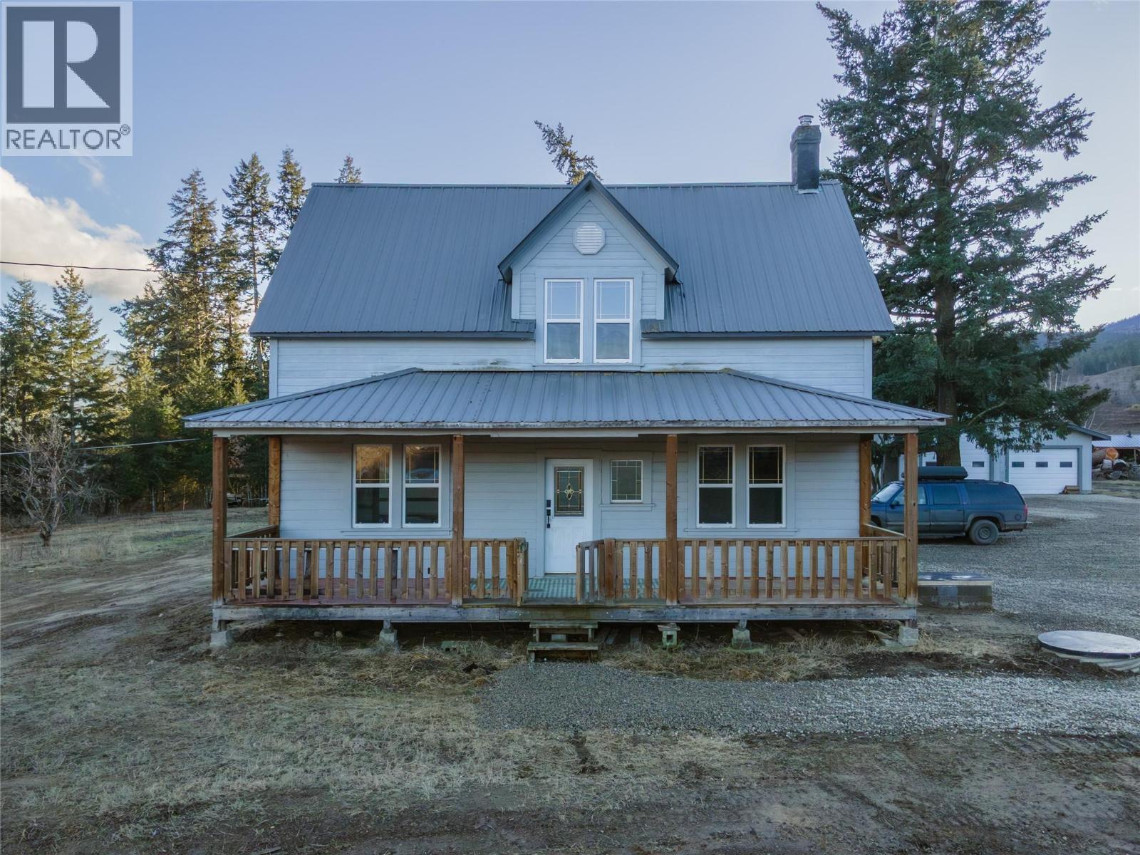 3135 Edes Road, Salmon Arm