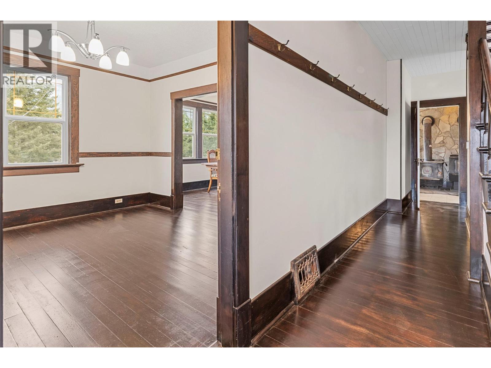 3135 Edes Road, Salmon Arm