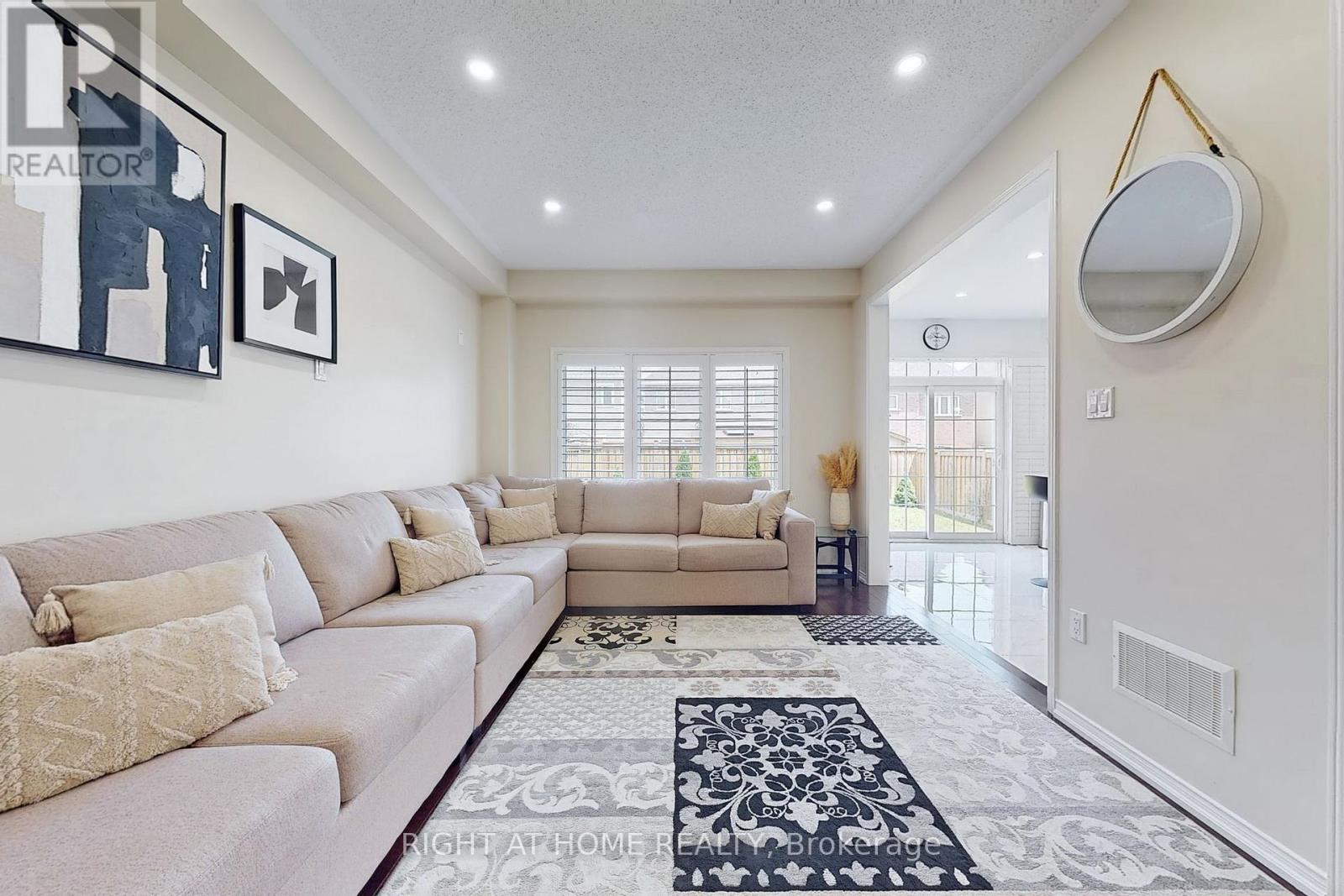1733 FREDERICK MASON DRIVE E - 10
