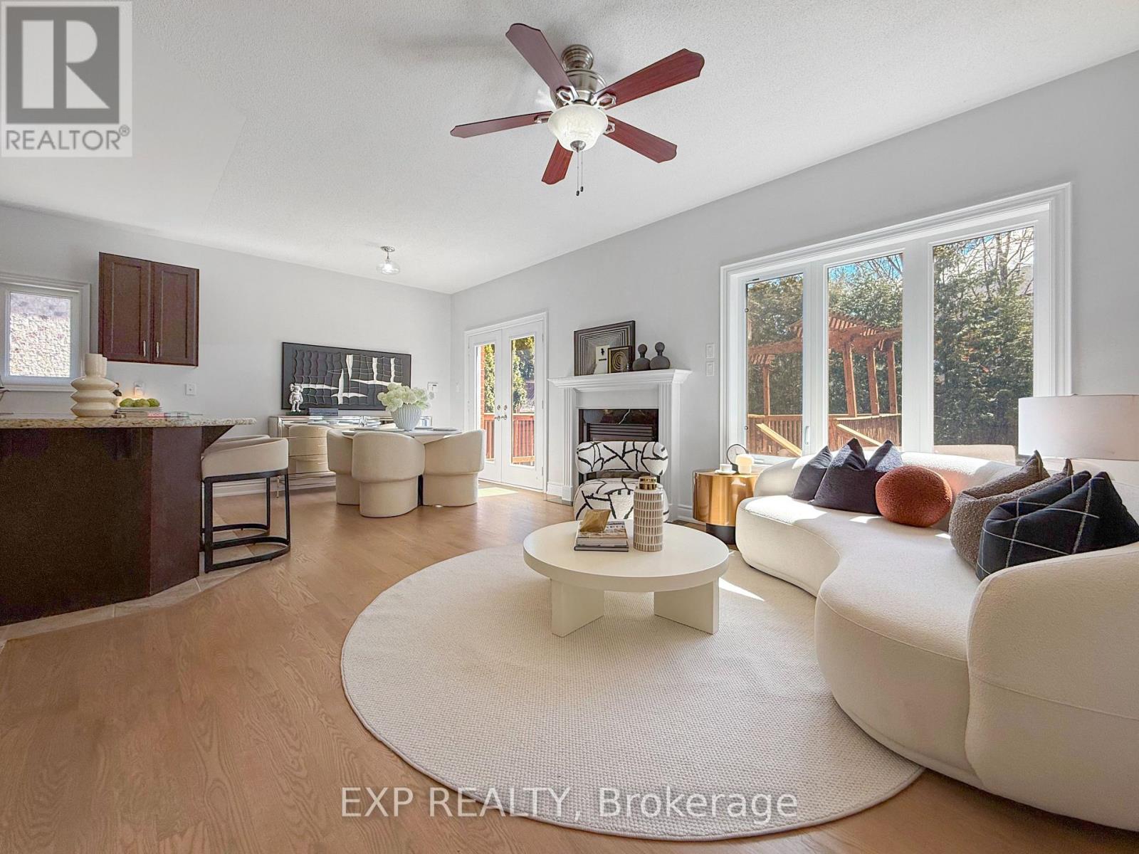 1082 BOB SCOTT COURT