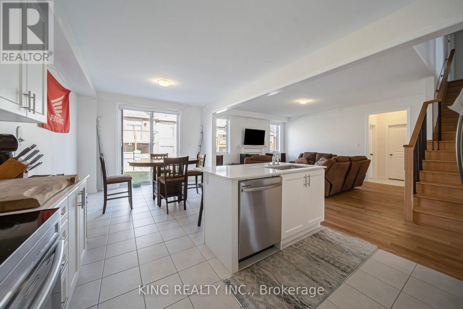 69 LAWRENCE D. PRIDHAM AVENUE - 19