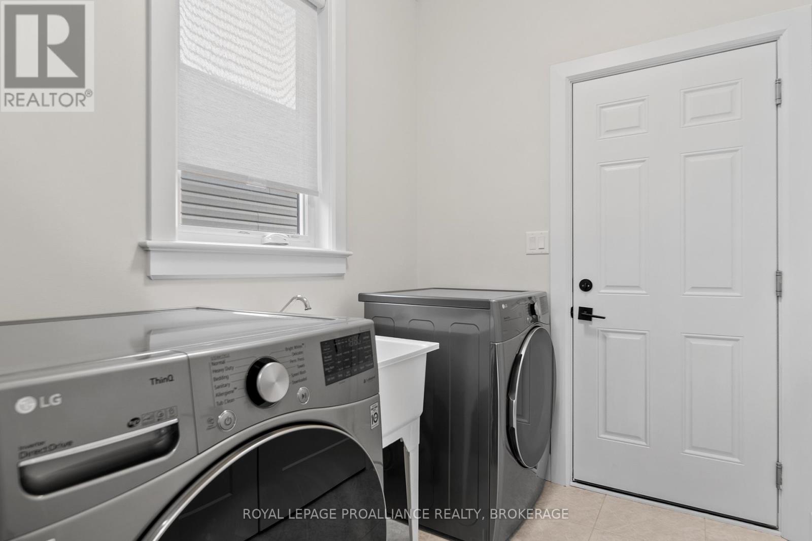 127 BRENNAN CRESCENT - 22