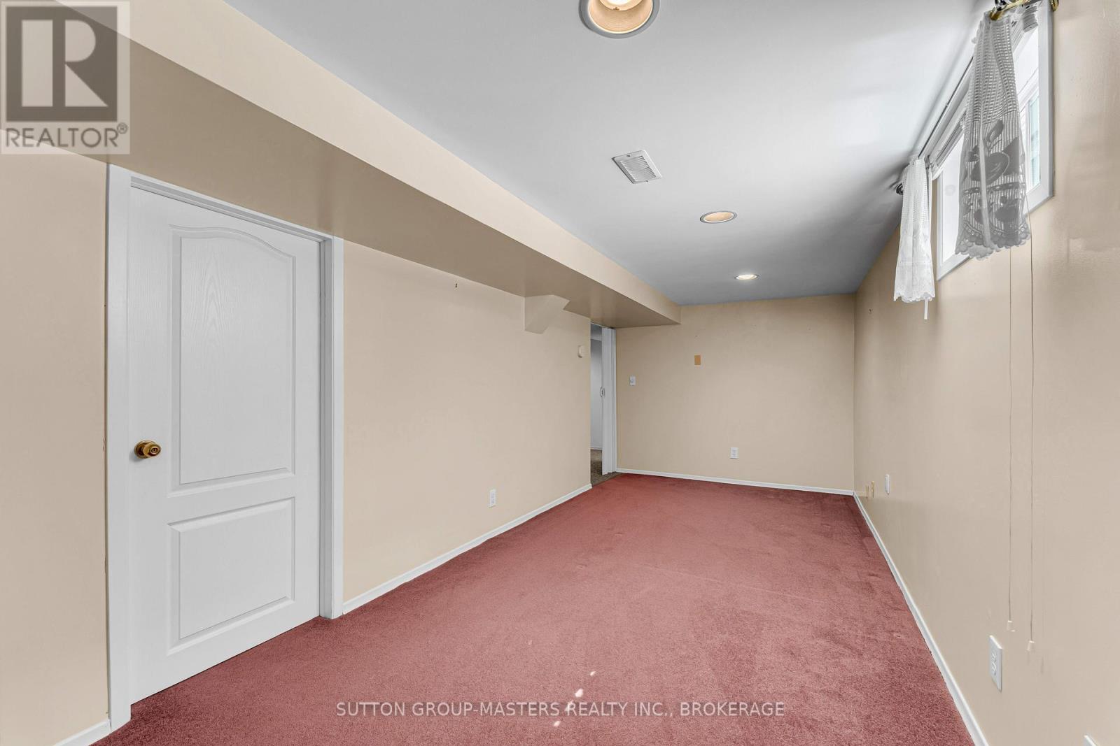 734 CEDARWOOD DRIVE — photo 40