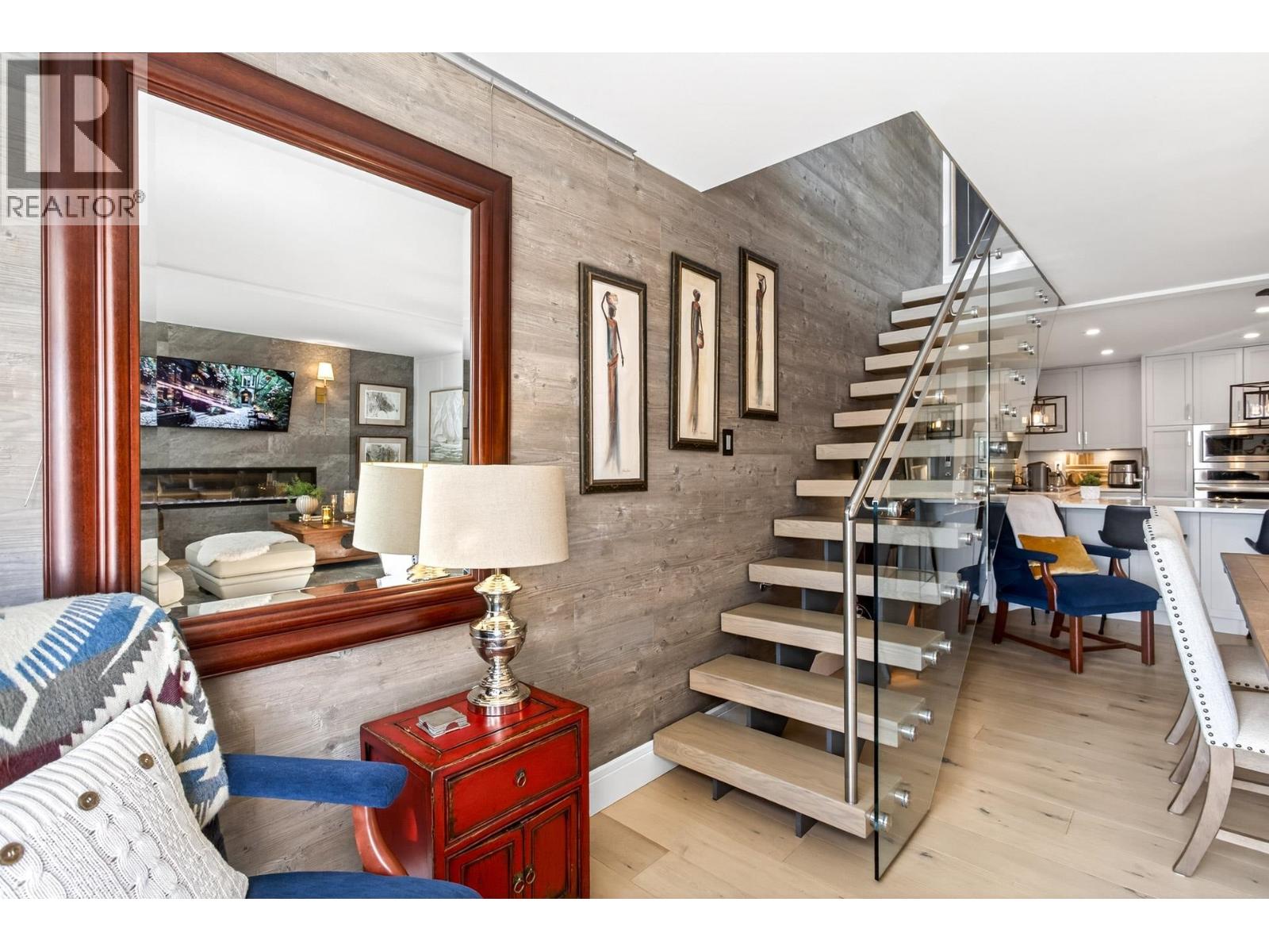 306 2344 ATKINS AVENUE