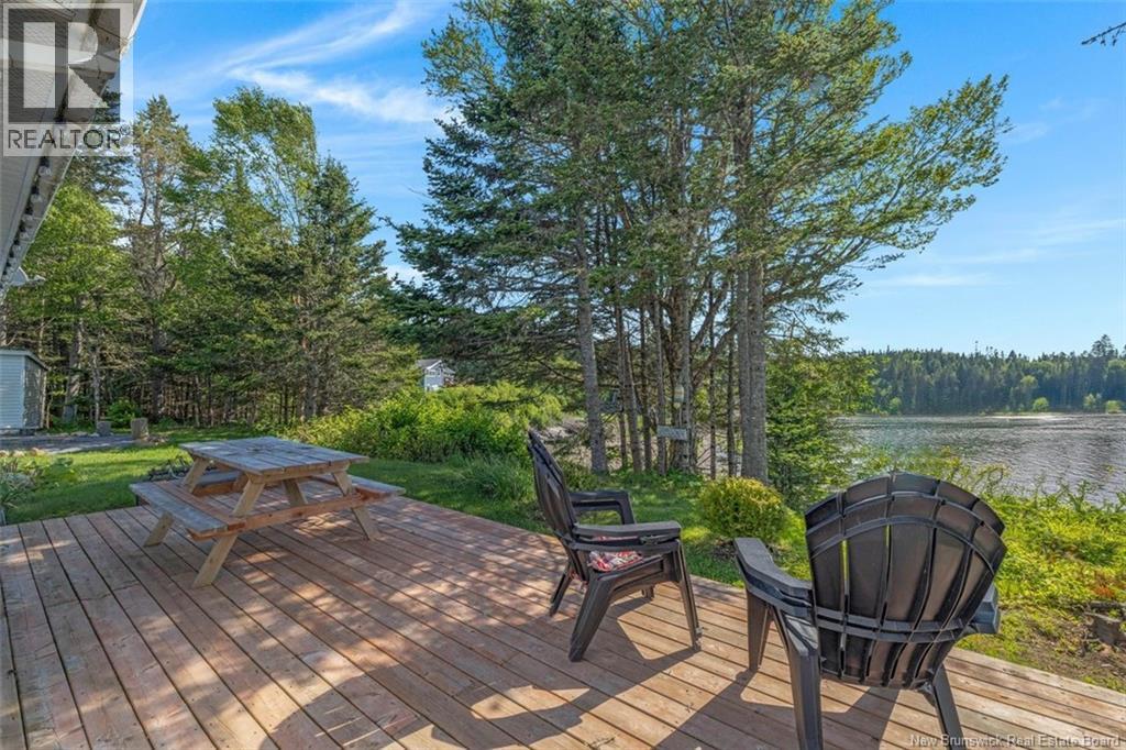 229 McCarthy's Point Road — photo 25