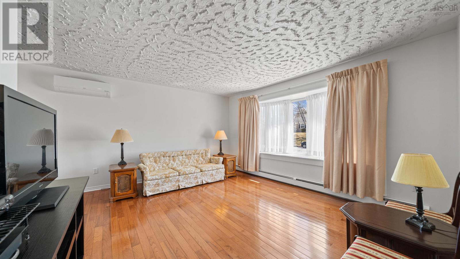 Property 7 of 33 of 34 Lethbridge Avenue