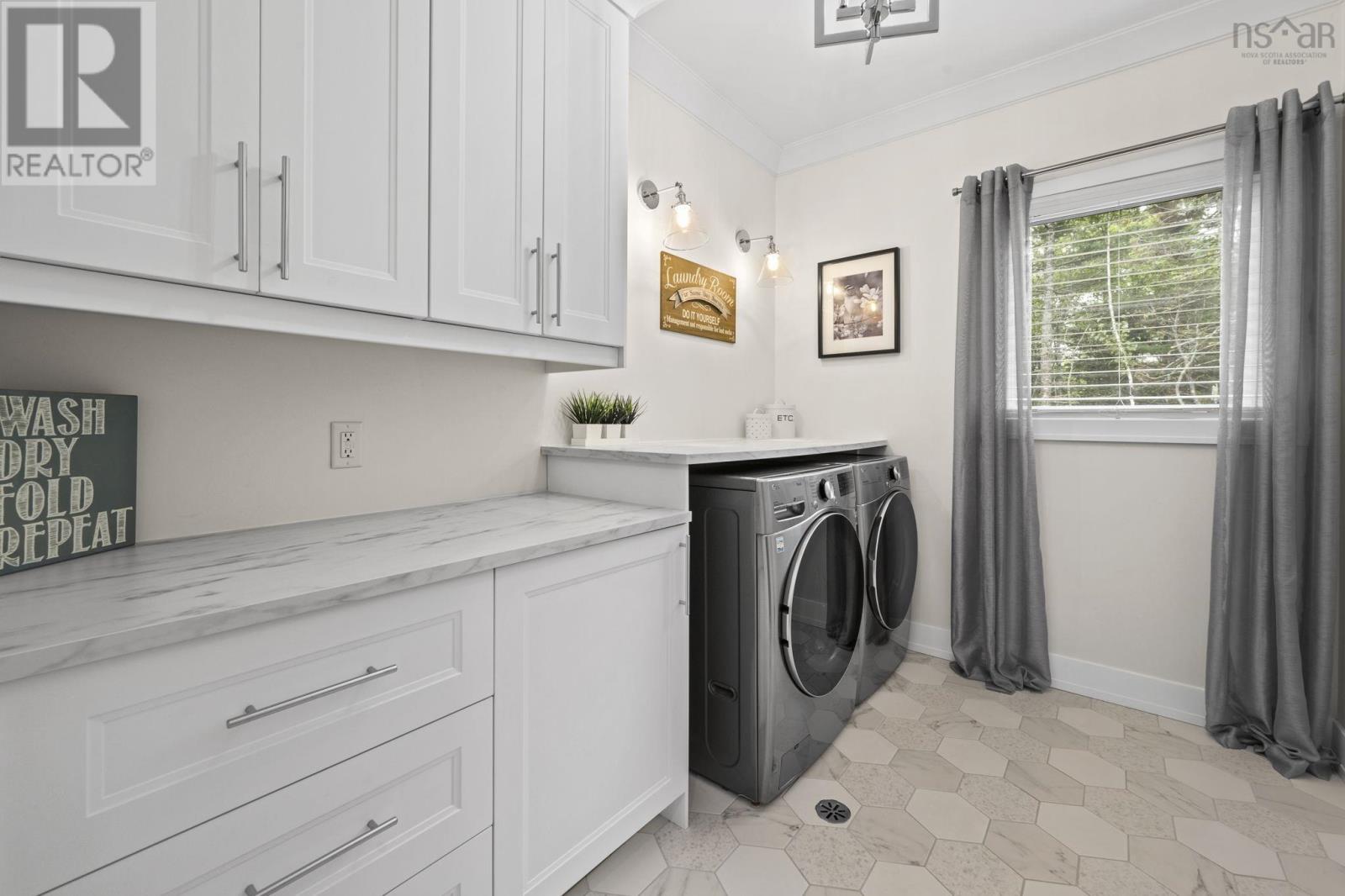 Property 32 of 51 of 10 Hawkins Drive