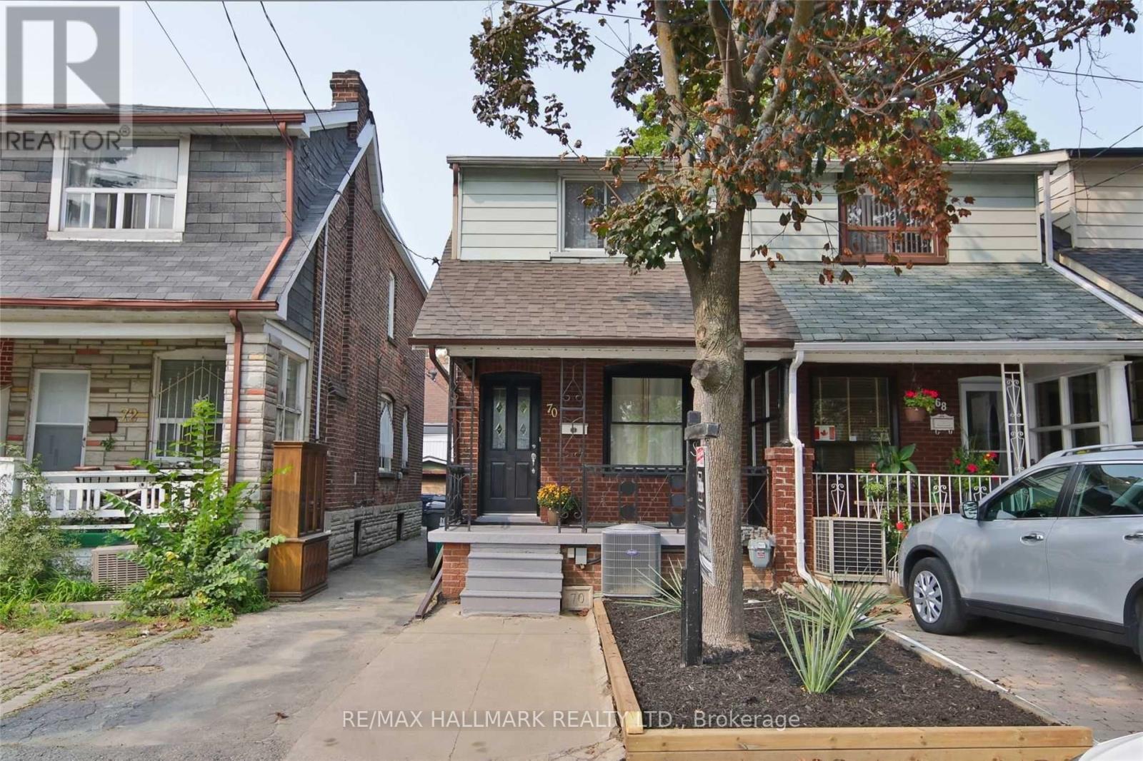 MAIN - 70 ROCKWELL AVENUE