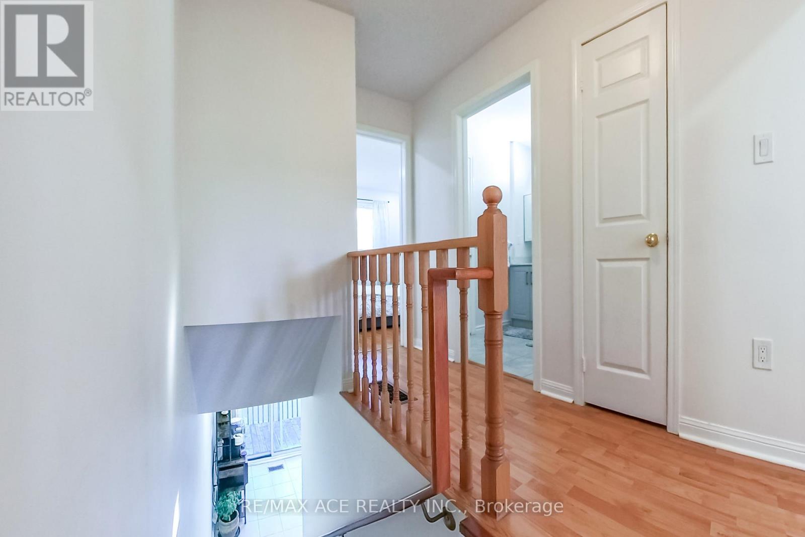 #22 1525 SOUTH PARADE COURT - 17
