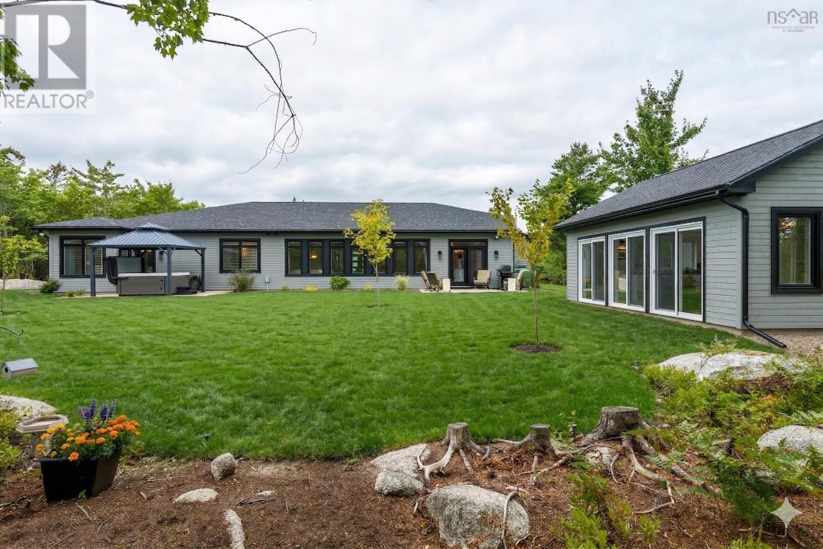 Property 40 of 51 of 10 Hawkins Drive