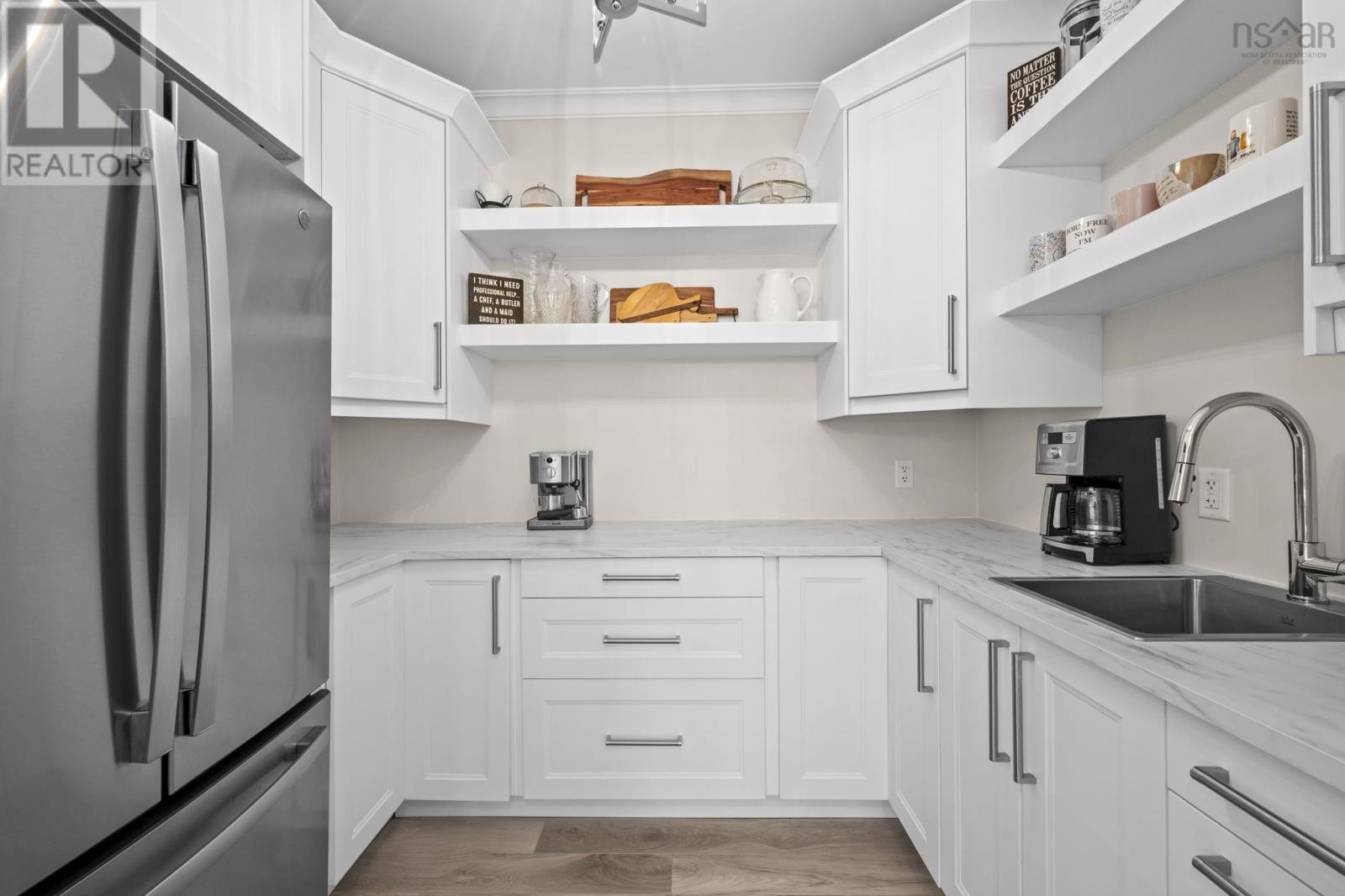 Property 19 of 51 of 10 Hawkins Drive