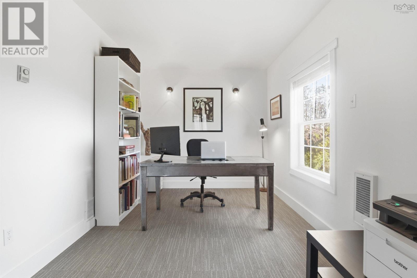 Property 23 of 44 of 9 Adams Drive