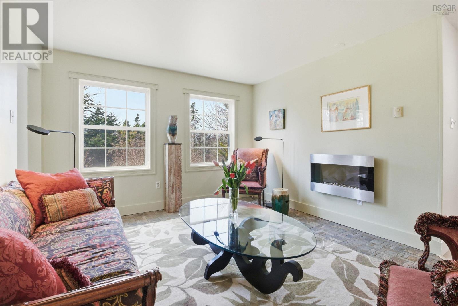 Property 22 of 44 of 9 Adams Drive