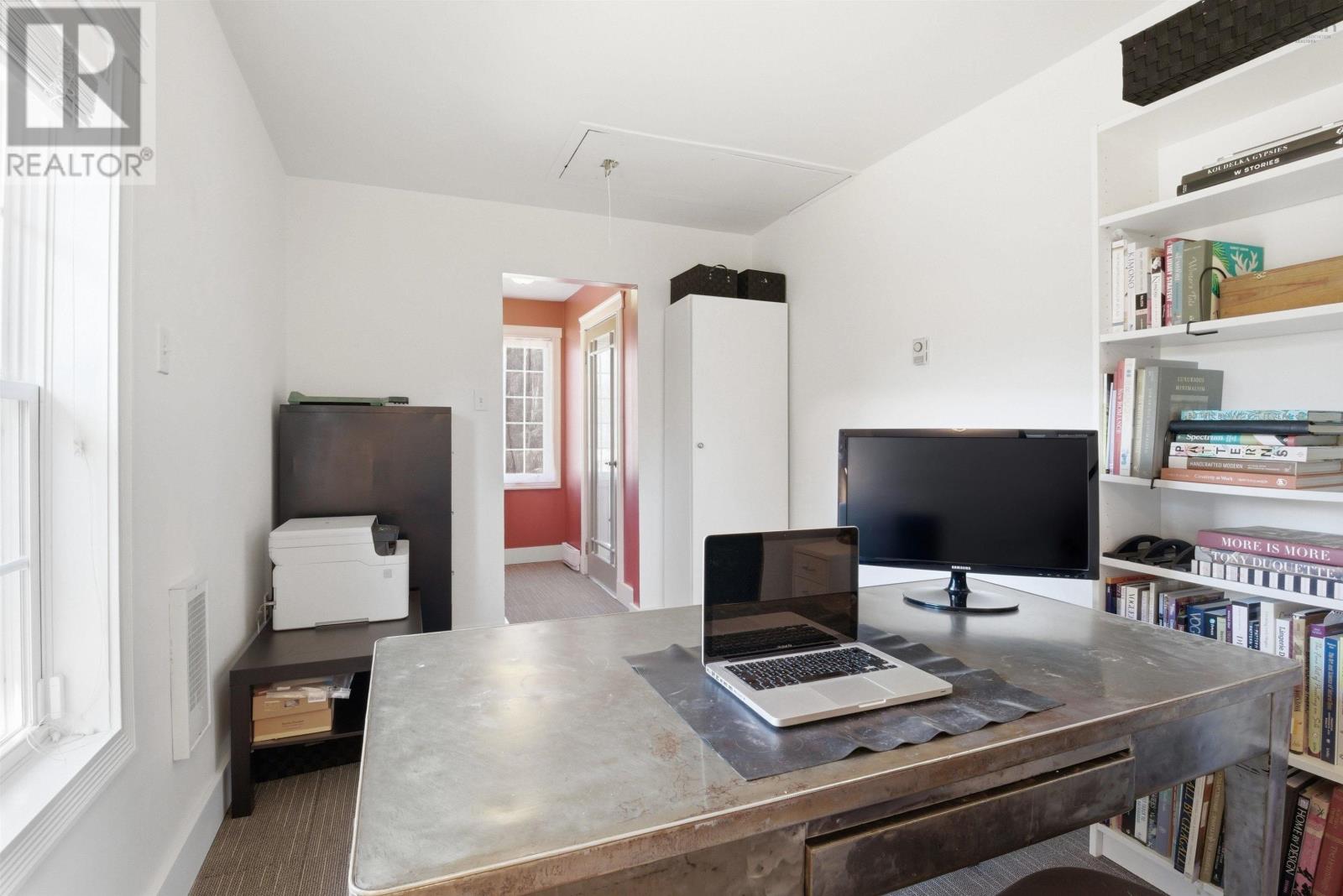 Property 24 of 44 of 9 Adams Drive