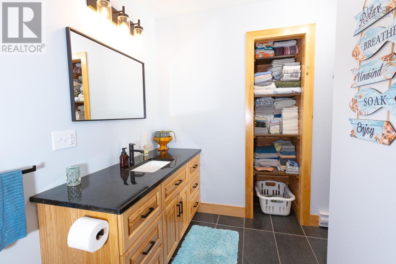 Property 17 of 40 of 28 Fisherman Path