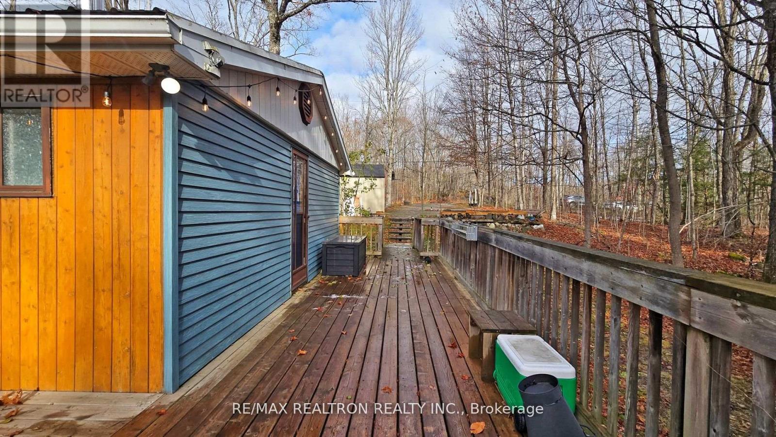 286 EDWINA DRIVE - 20