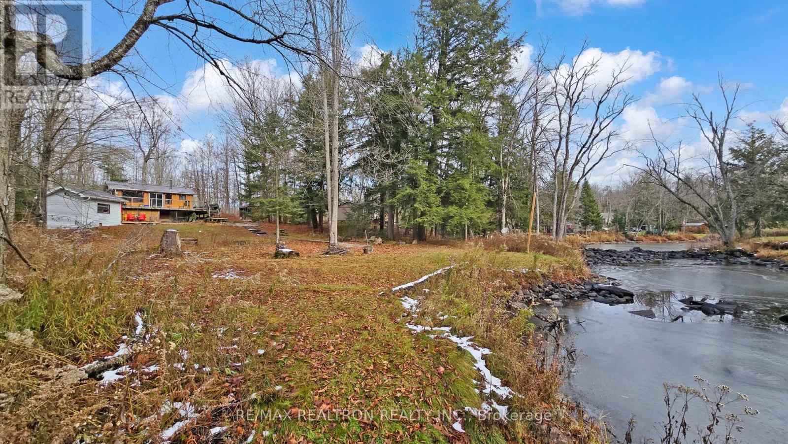 286 EDWINA DRIVE - 35