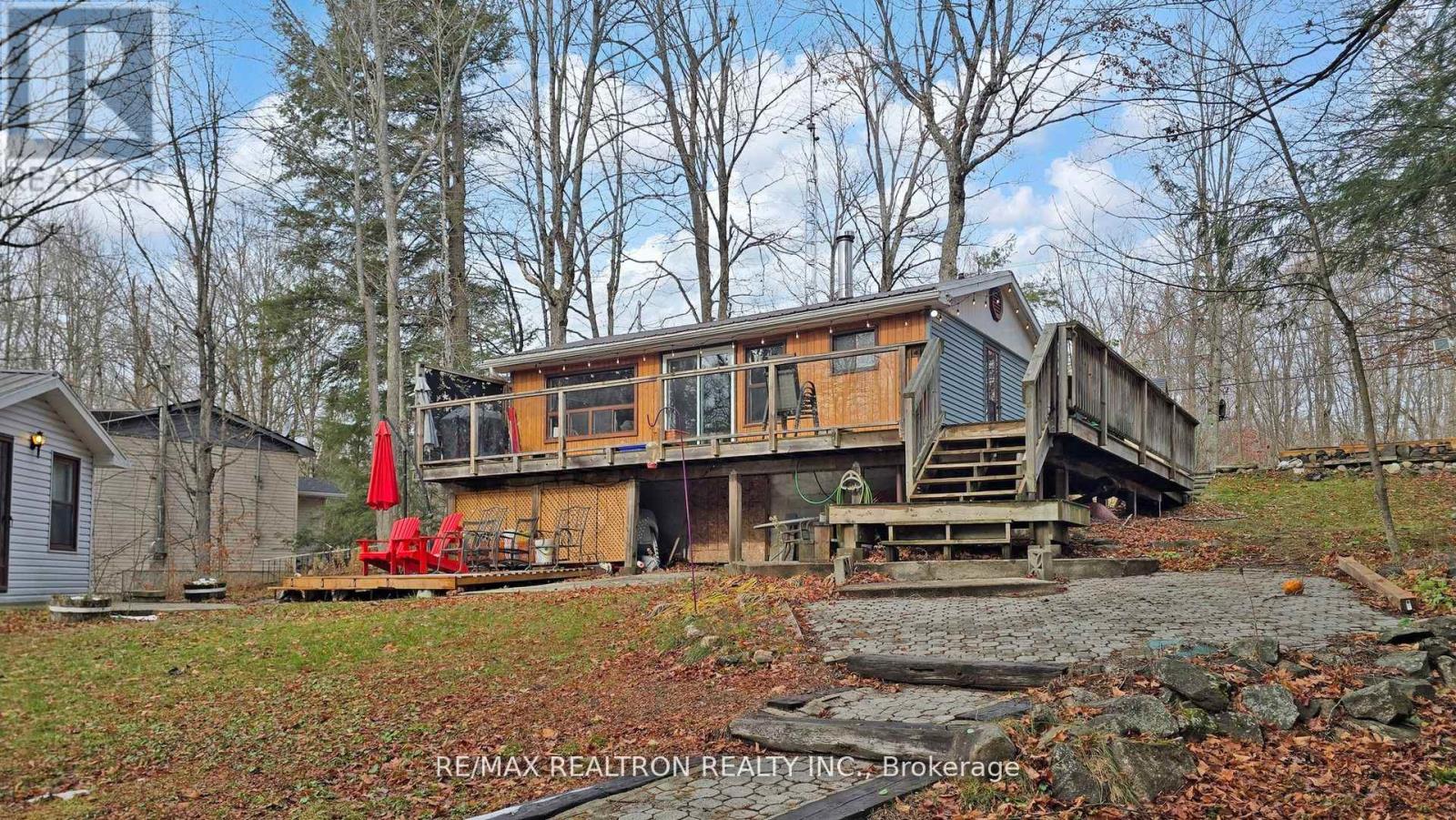 286 EDWINA DRIVE - 43