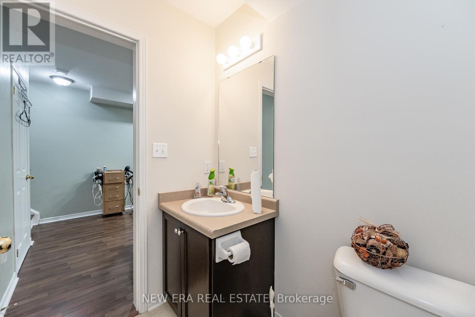 #13 151 GREEN ROAD - 41