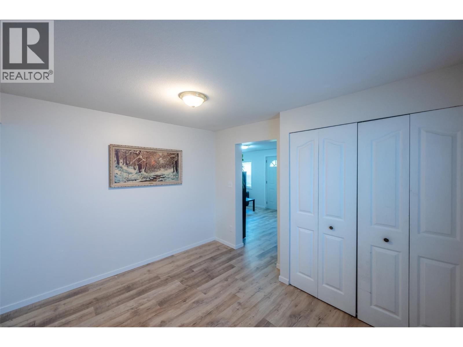 468 Wade Avenue W, Penticton