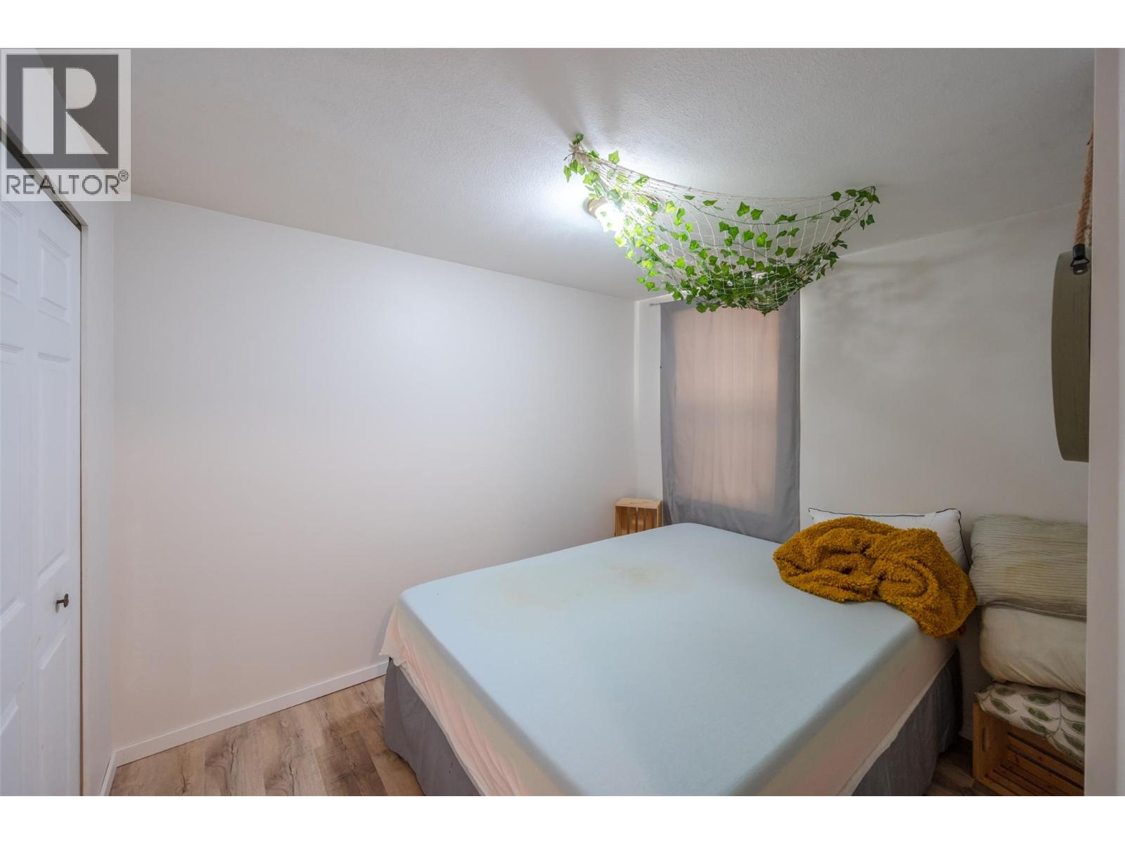 468 Wade Avenue W, Penticton