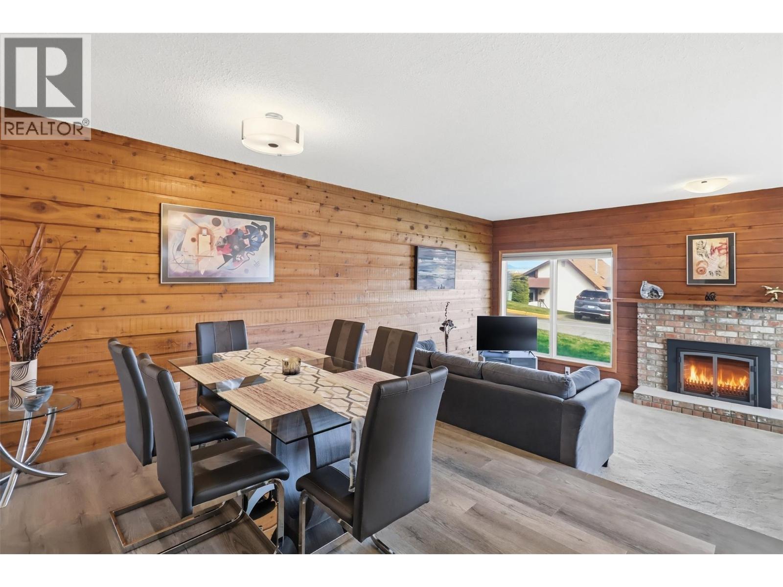 #25 250 PEMBERTON TERRACE - 5