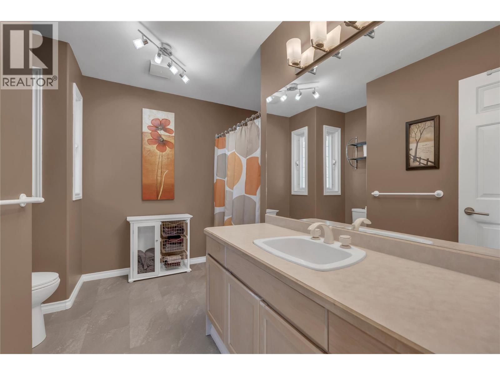 165 Highland Drive, Okanagan Falls