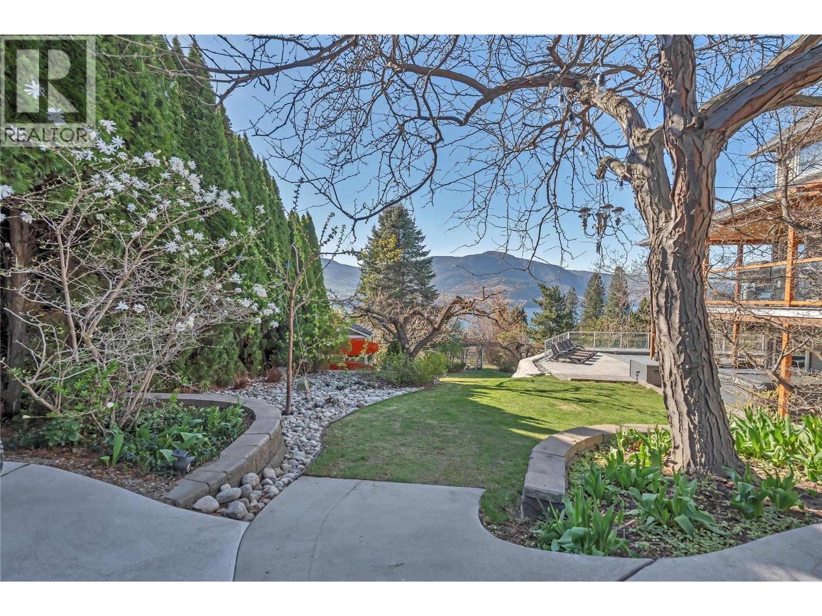 165 Highland Drive, Okanagan Falls