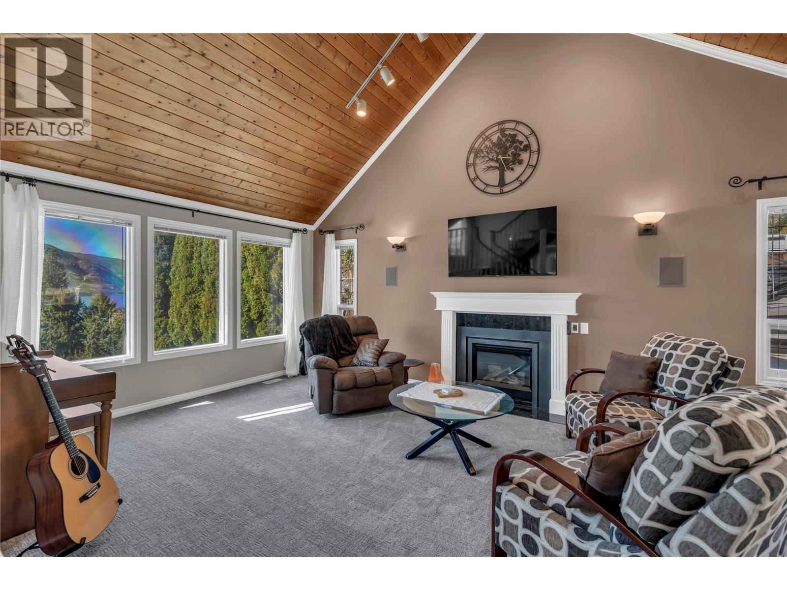 165 Highland Drive, Okanagan Falls