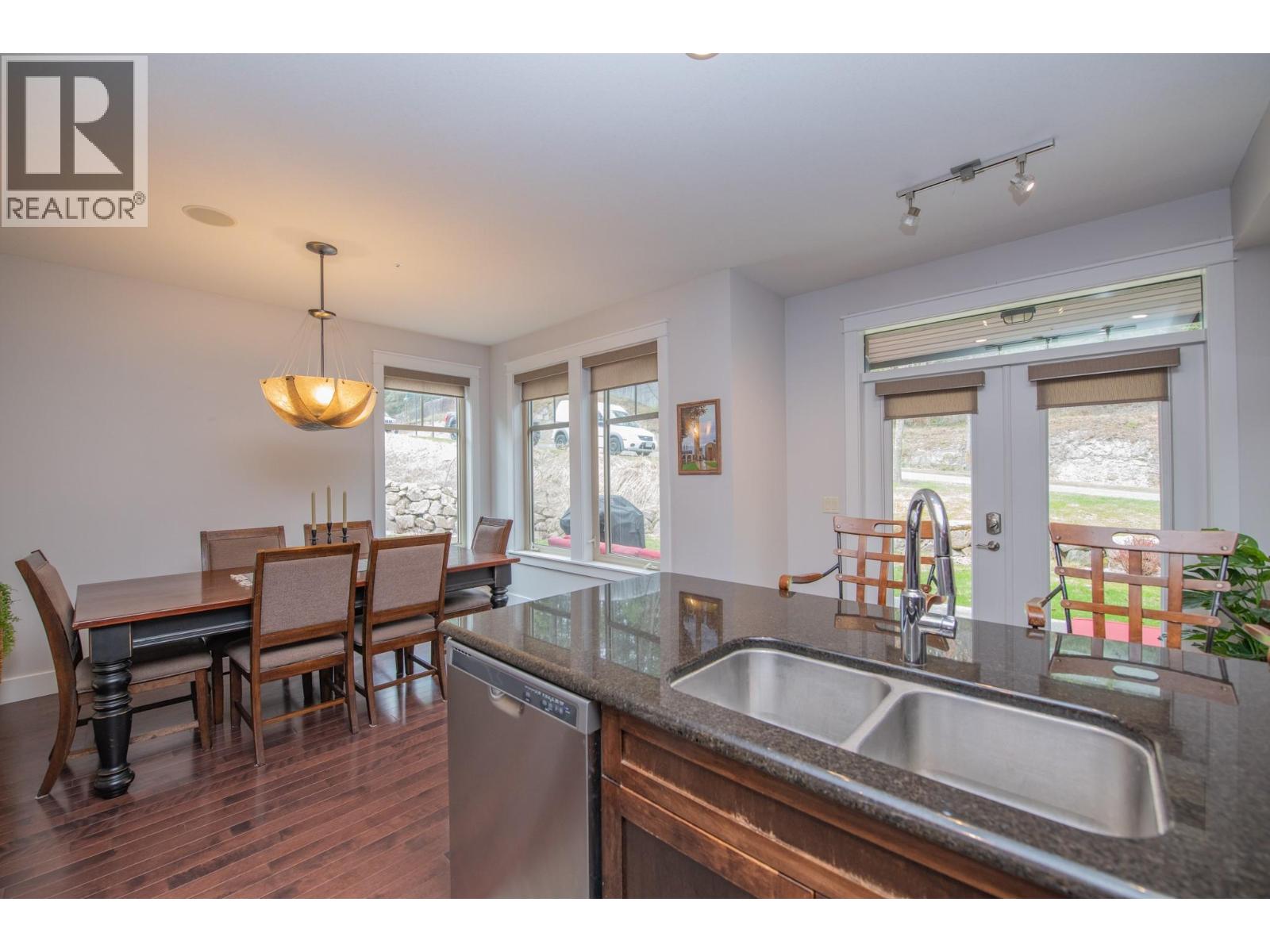 30 333 Longspoon Drive, Vernon