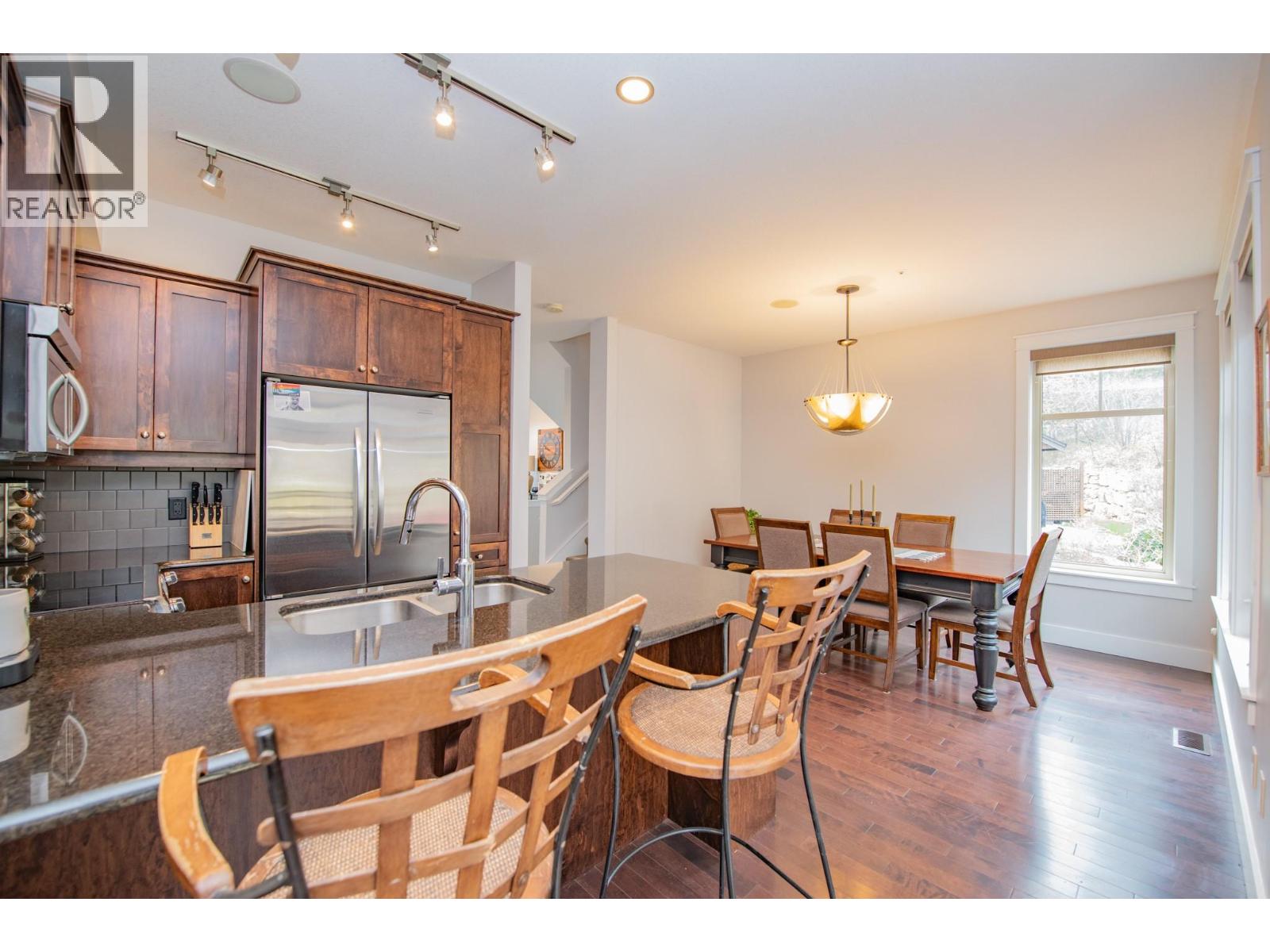 30 333 Longspoon Drive, Vernon