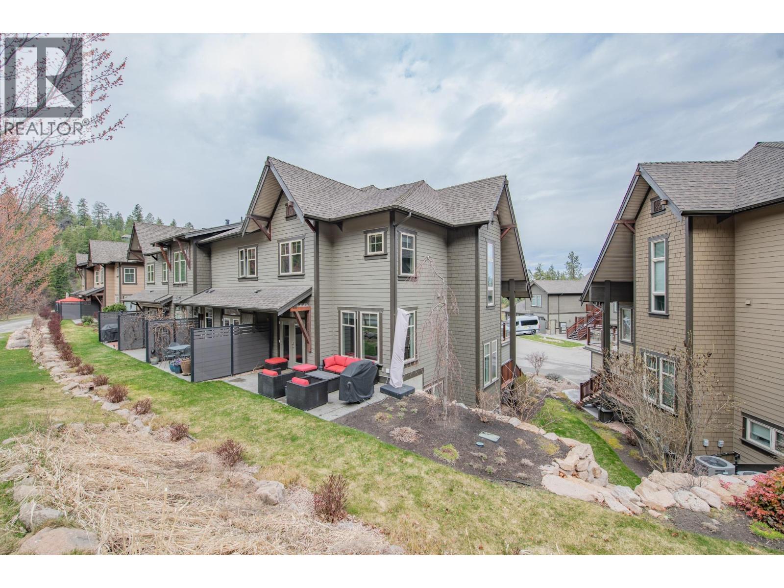 30 333 Longspoon Drive, Vernon