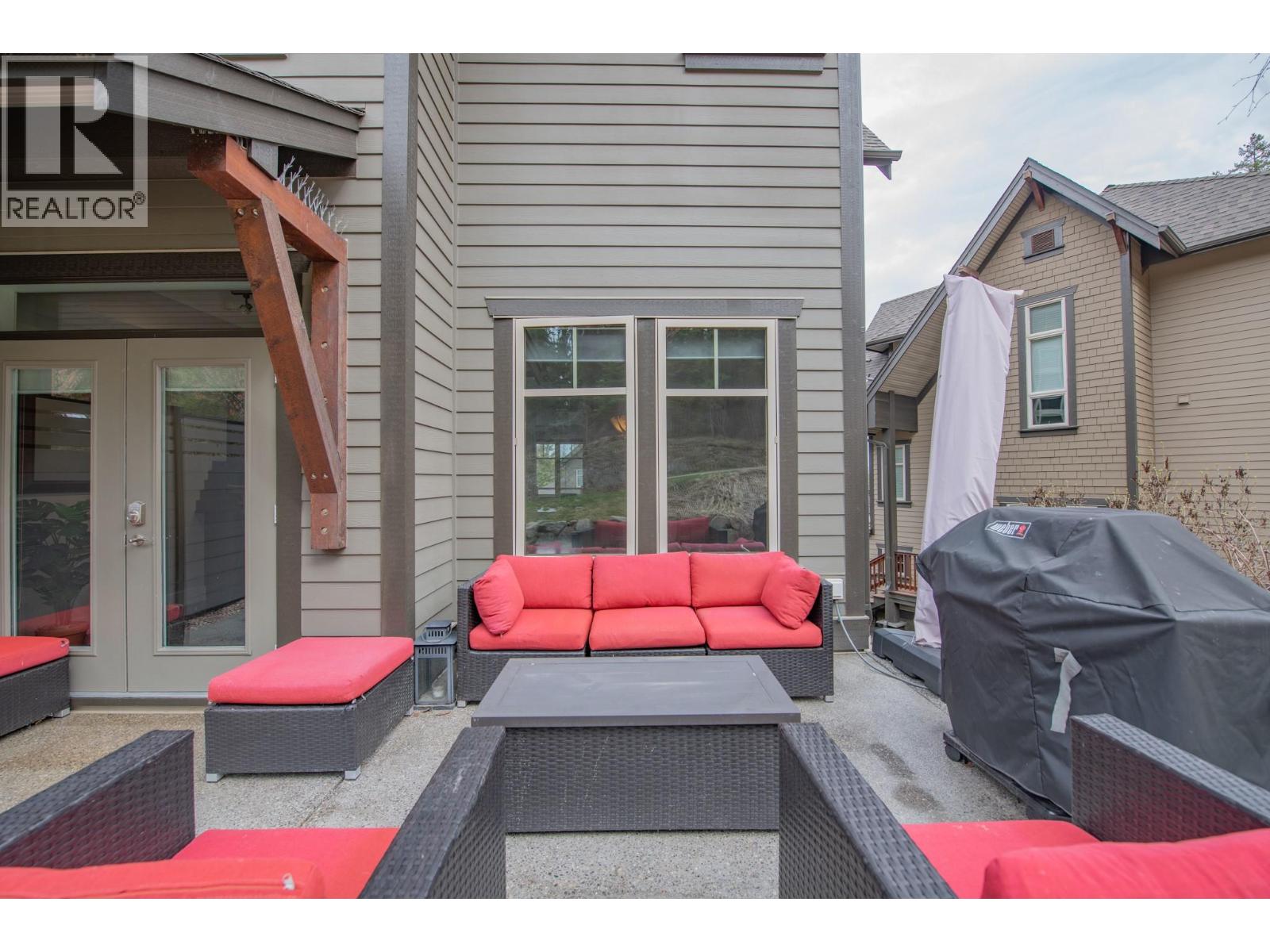 30 333 Longspoon Drive, Vernon