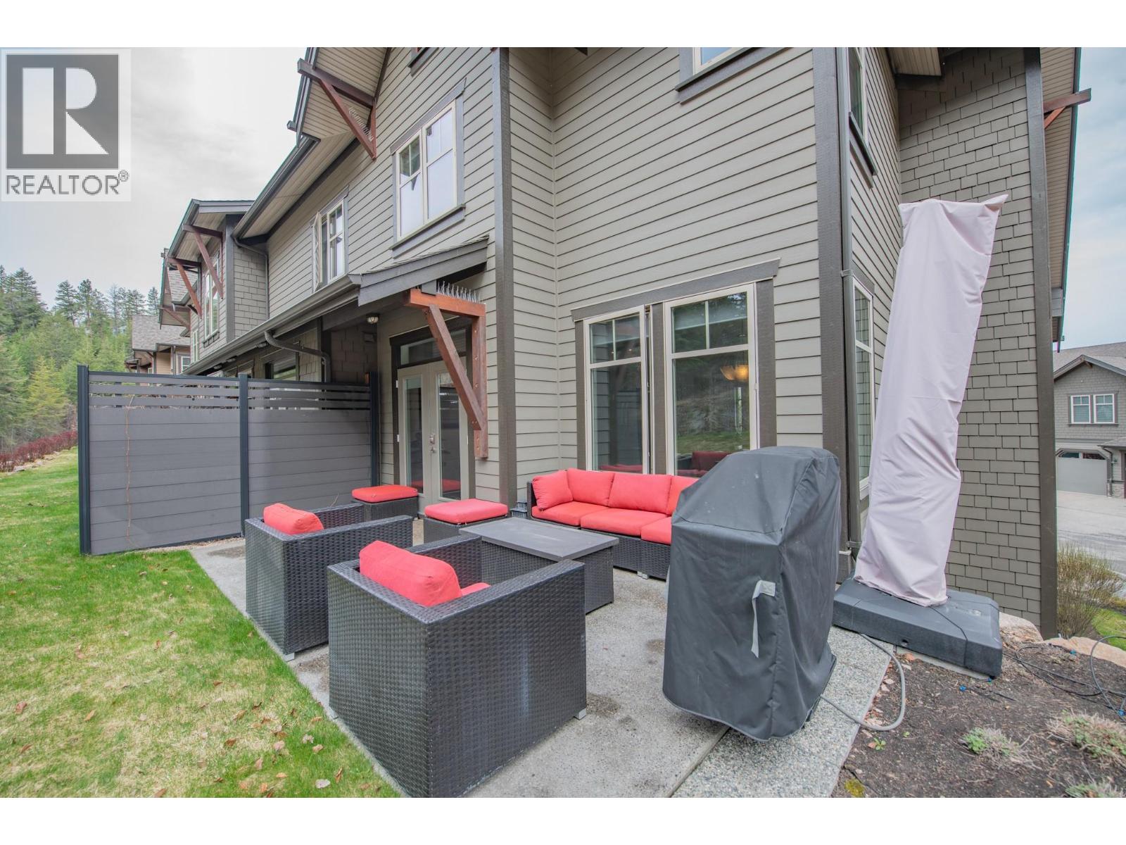 30 333 Longspoon Drive, Vernon