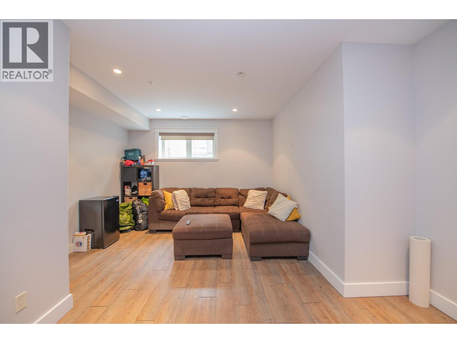 30 333 Longspoon Drive, Vernon