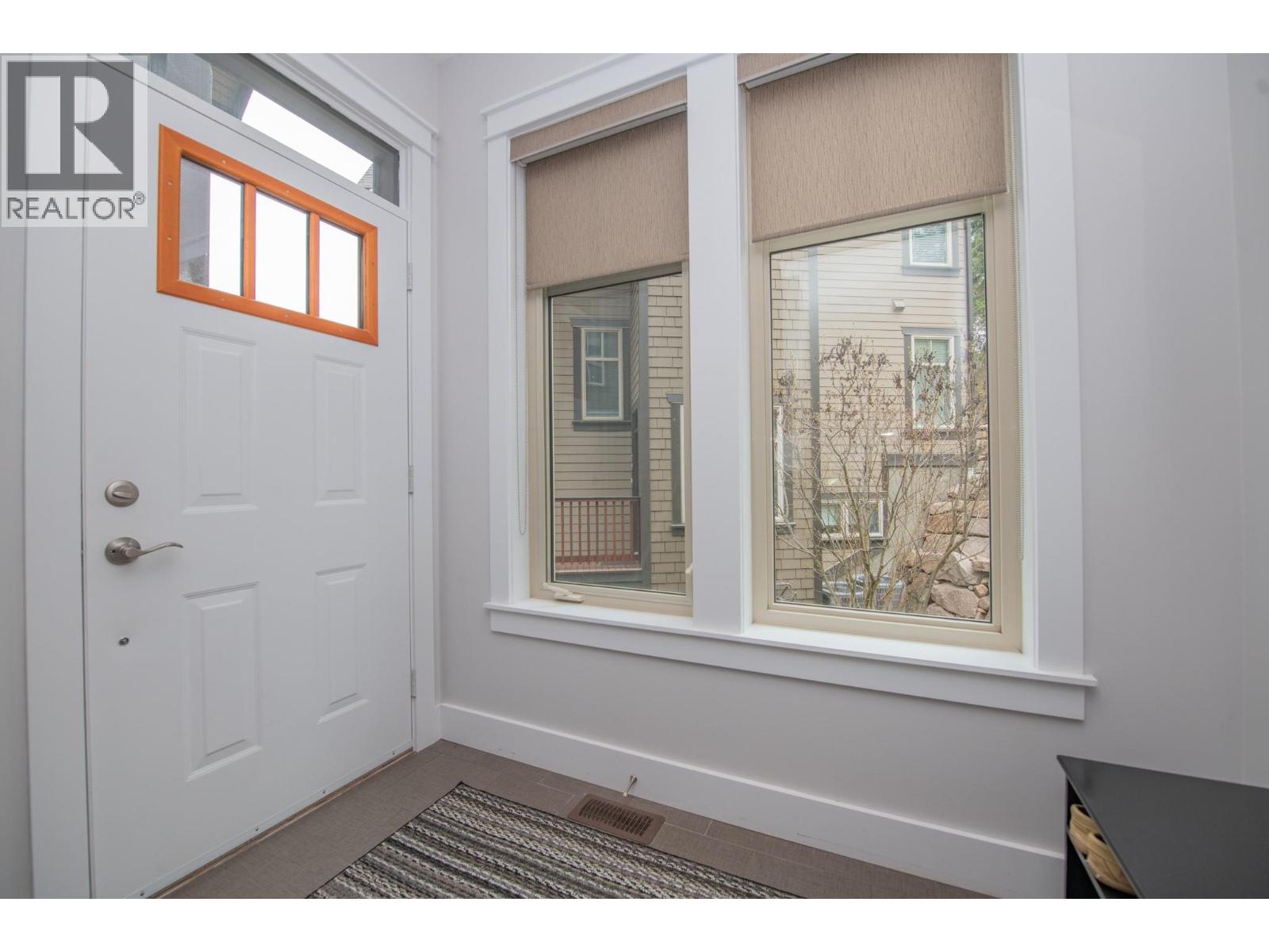 30 333 Longspoon Drive, Vernon