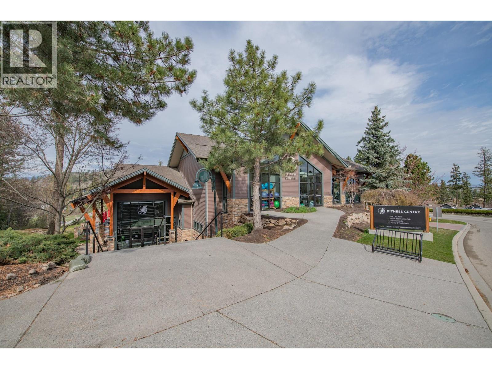 30 333 Longspoon Drive, Vernon