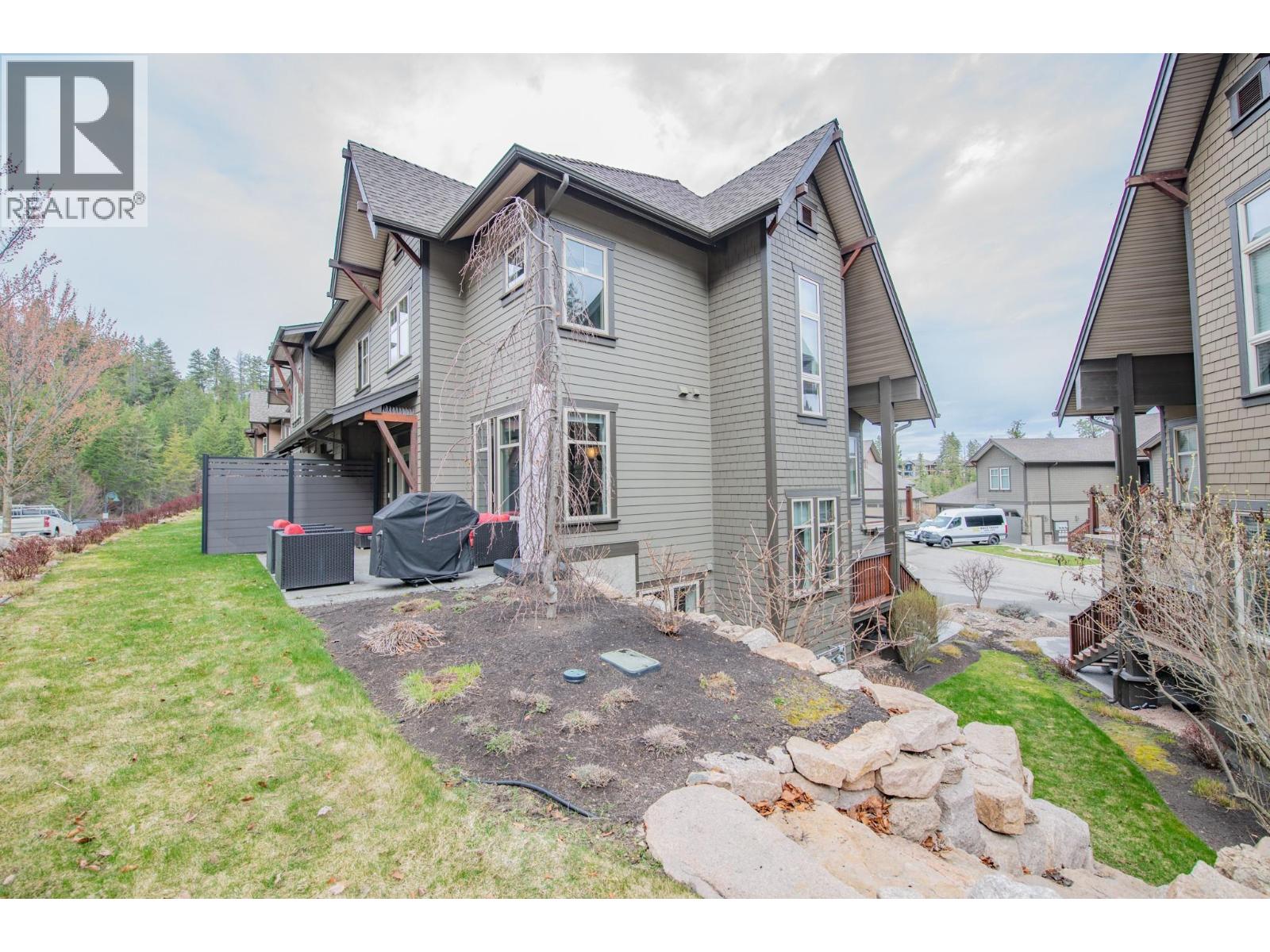 30 333 Longspoon Drive, Vernon