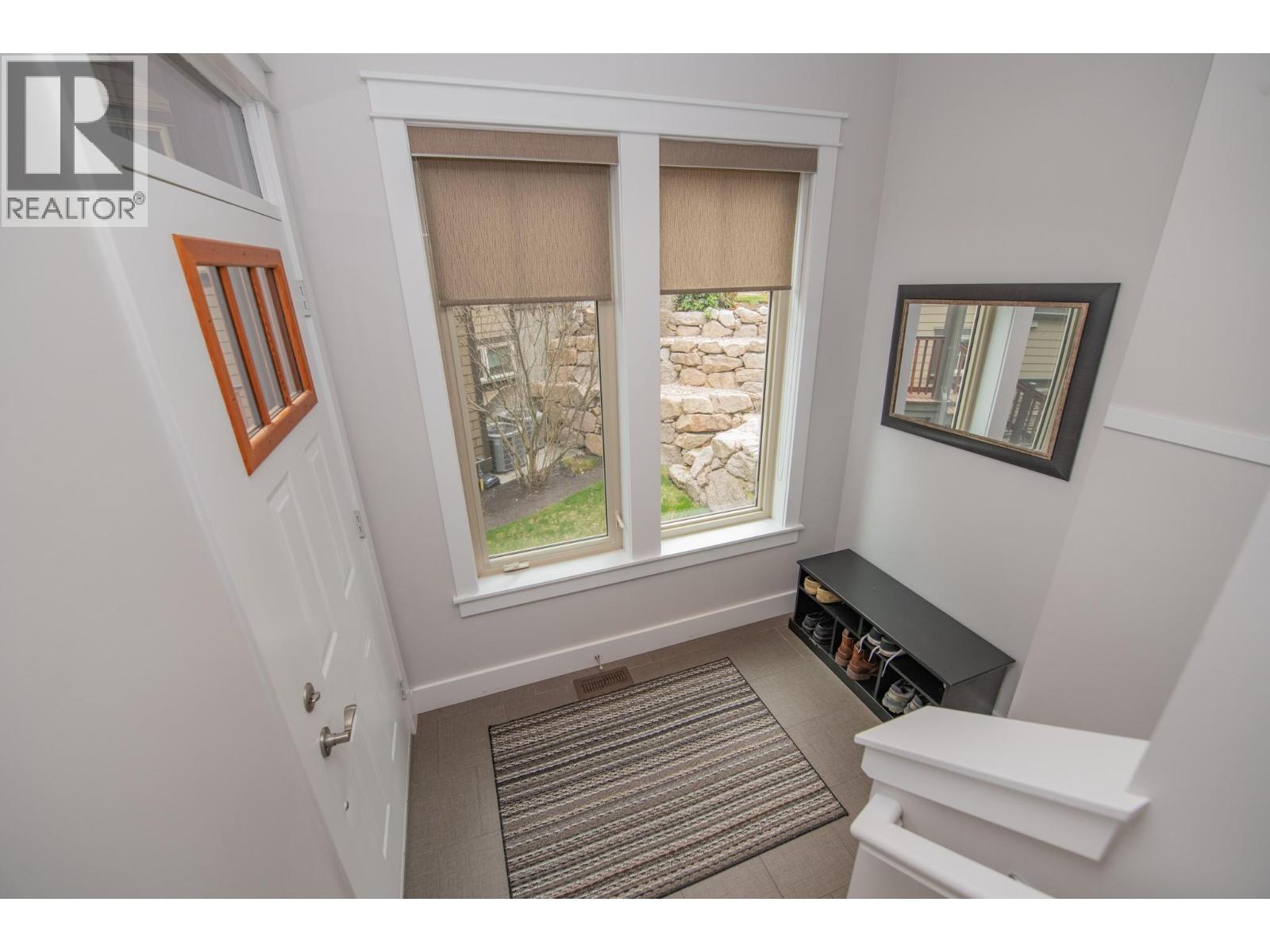 30 333 Longspoon Drive, Vernon