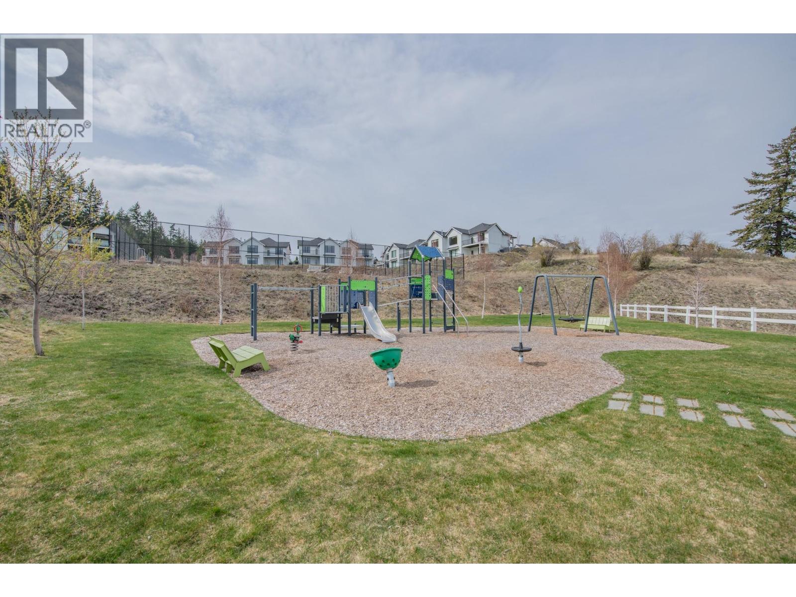 30 333 Longspoon Drive, Vernon