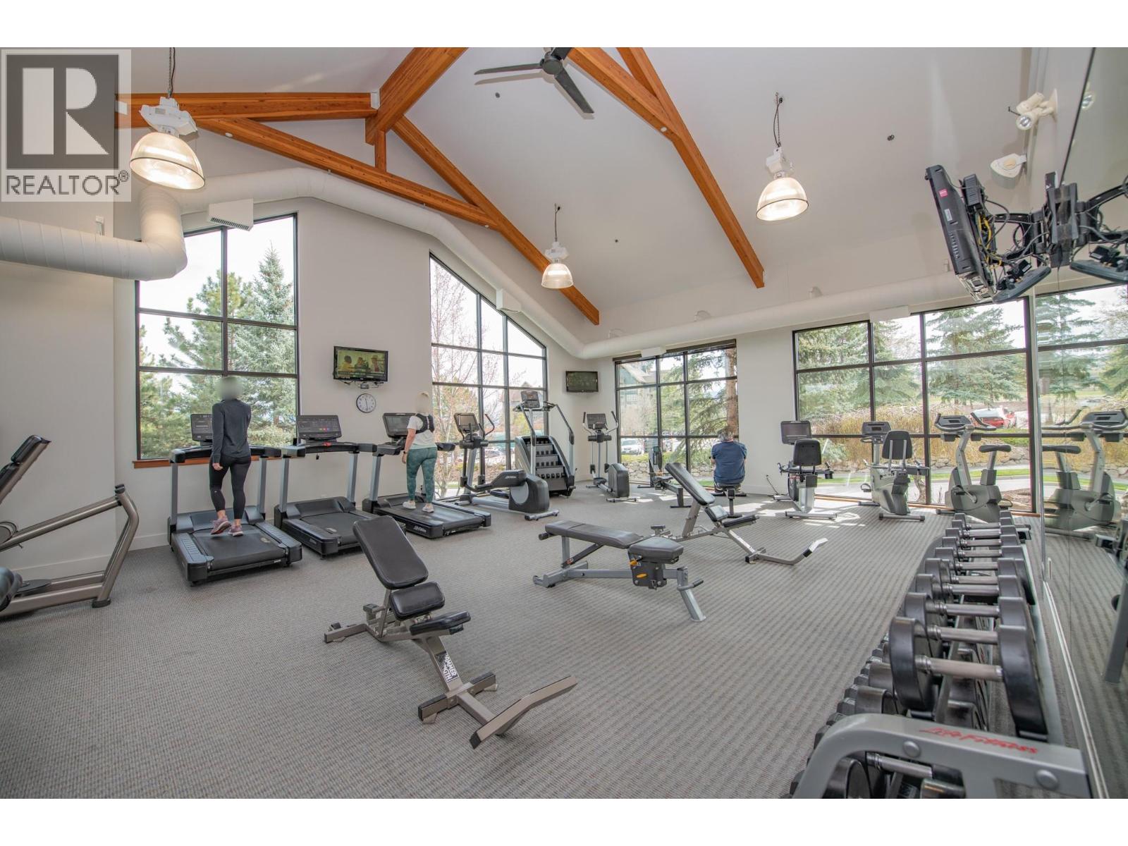 30 333 Longspoon Drive, Vernon